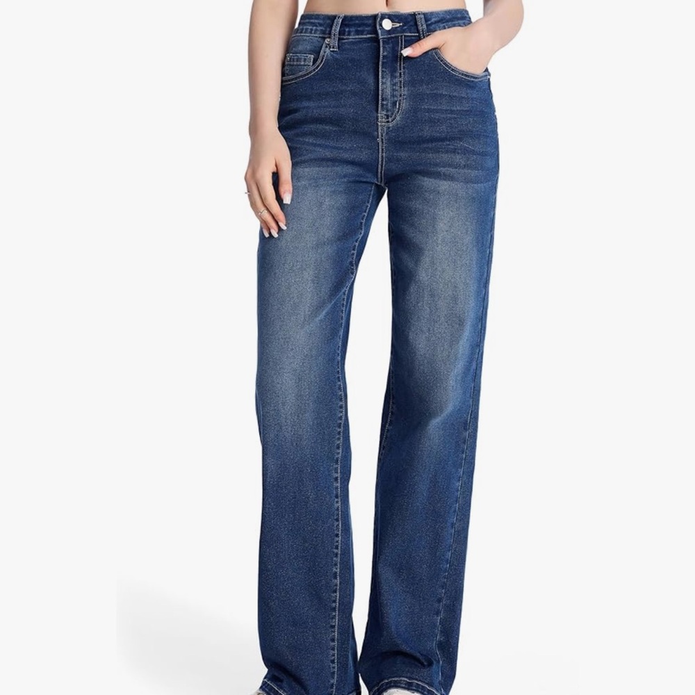 Wide-Leg Blue Jeans